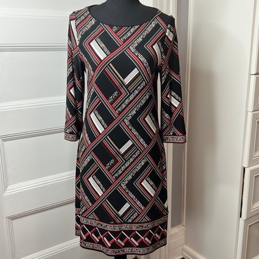 WHITE HOUSE BLACK MARKET WOMENS. COCKTAIL DRESS SIZE MP. NEW WITHOUT TAGS